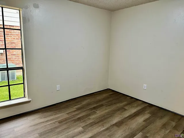 $1,300 | 37283 Northwood Alley, Prairieville, LA 70769