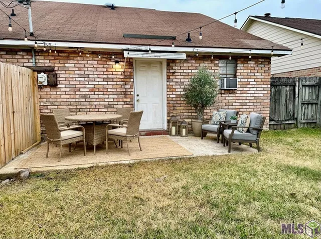 $1,300 | 37283 Northwood Alley, Prairieville, LA 70769