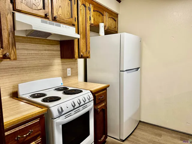 $1,300 | 37283 Northwood Alley, Prairieville, LA 70769