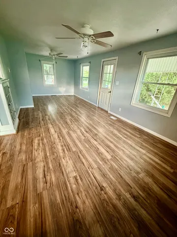 $195,000 | 6913 East County Road 200 North, Coatesville, IN 46121