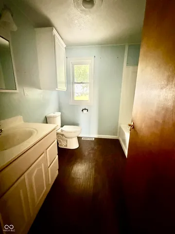 $195,000 | 6913 East County Road 200 North, Coatesville, IN 46121