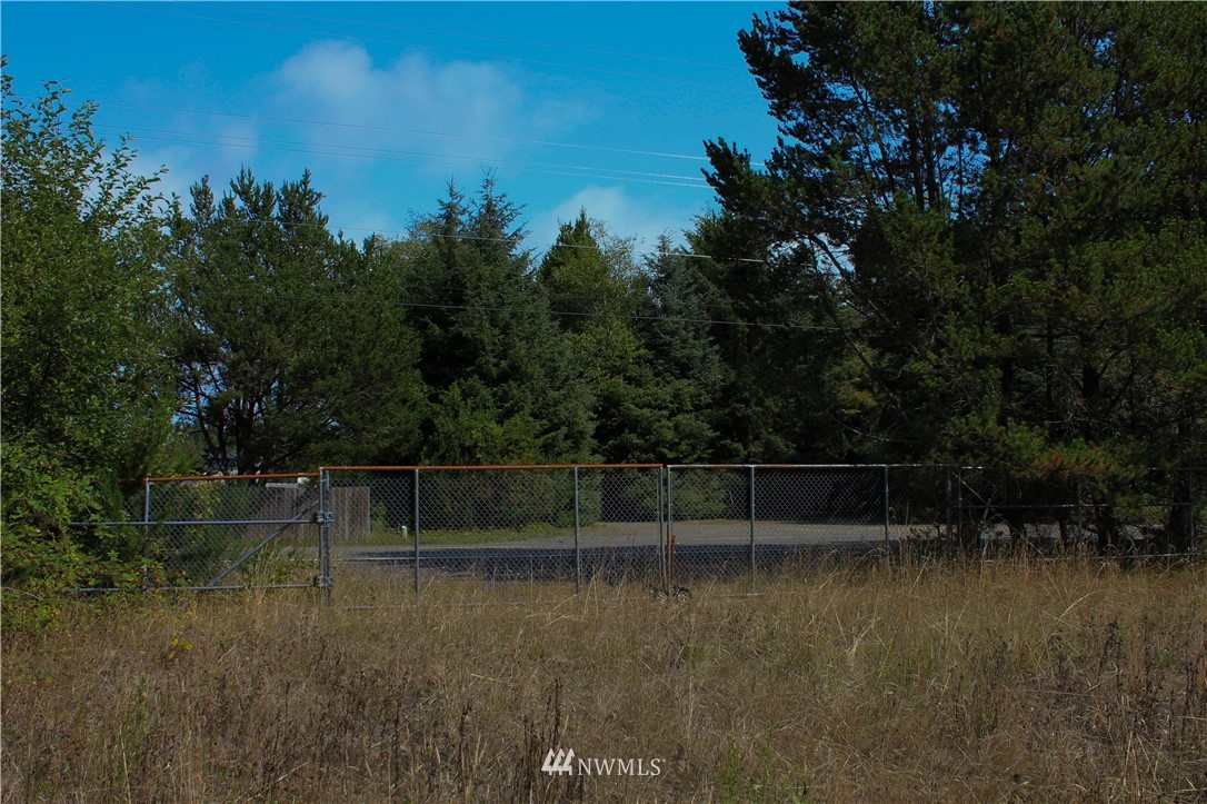 2041 Ocean Beach Road Copalis Crossing, WA 98536 - Photo 28 of 40 Gallery Image 28