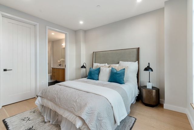 $1,199,000 | 76 Wareham Street, Unit 6E, Boston, MA 02118