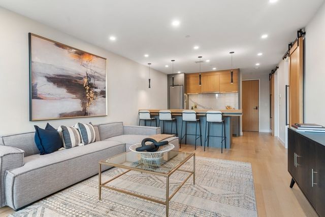 $1,199,000 | 76 Wareham Street, Unit 6E, Boston, MA 02118