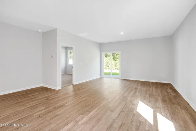 $375,990 | 413 Oak Knl Drive, Unit LOT 71, Jacksonville, NC 28540