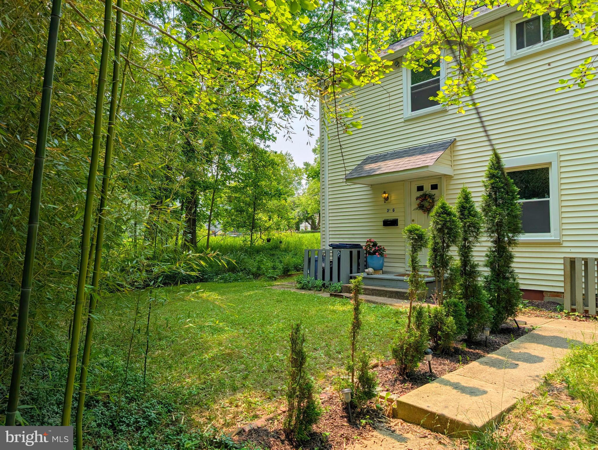 38 Ridge Road Greenbelt, MD 20770 - Photo 1 of 17 Gallery Image 1