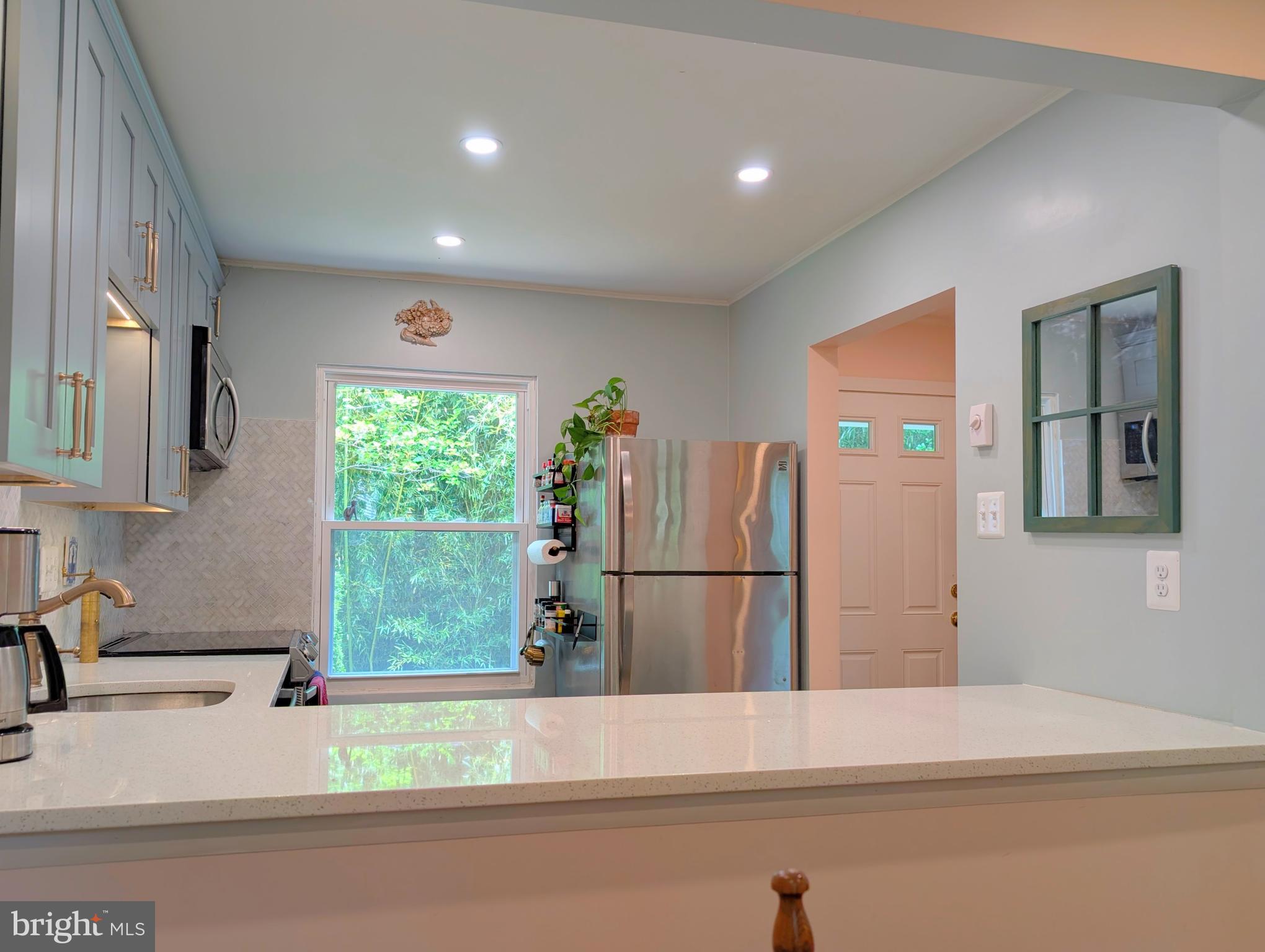 38 Ridge Road Greenbelt, MD 20770 - Photo 4 of 17 Gallery Image 4