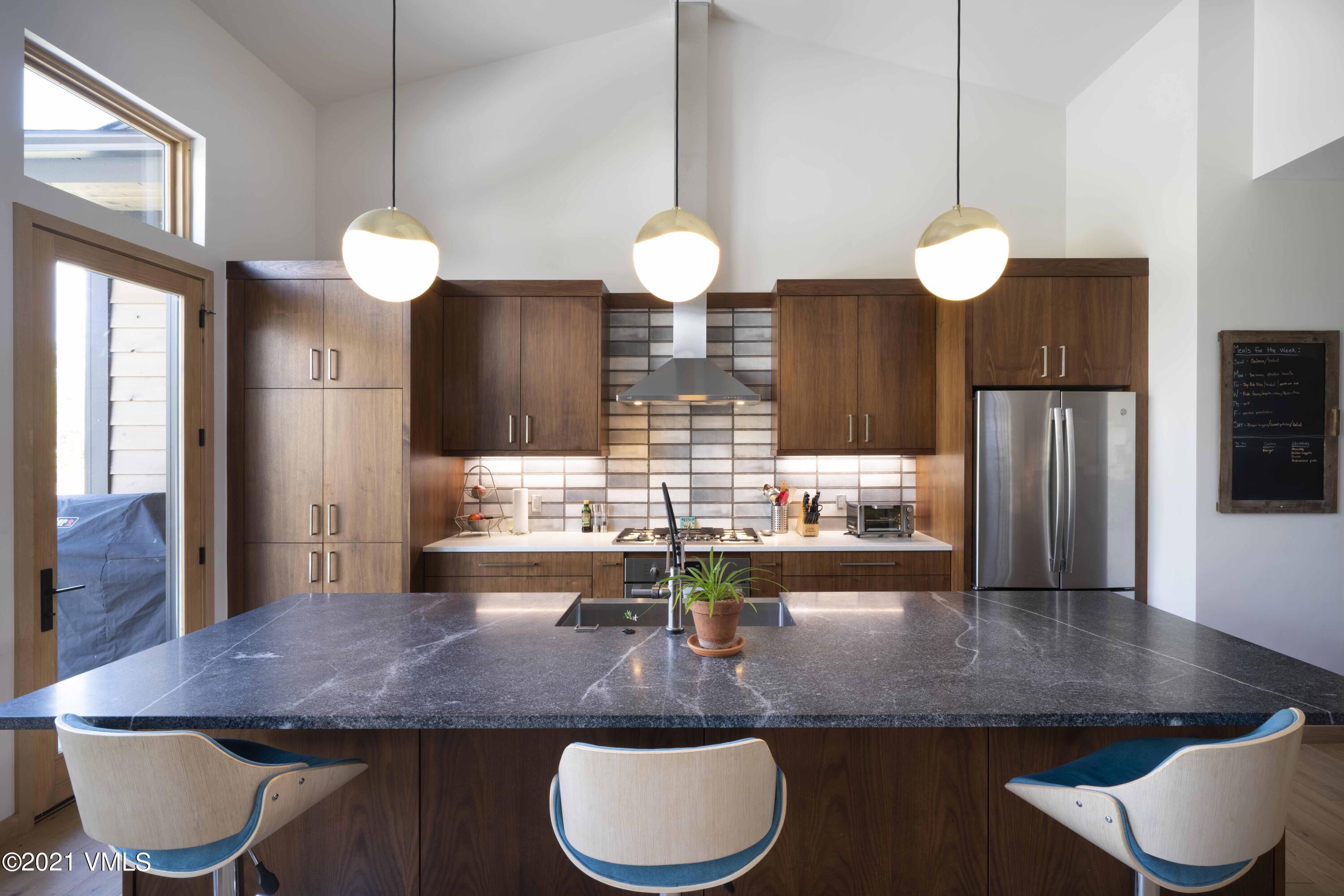 Kitchen_2
