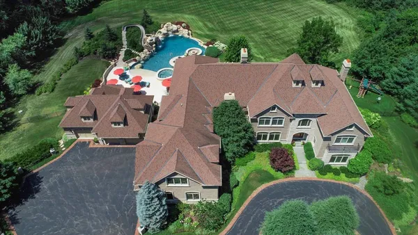 $3,250,000 | 419 North Valley Hill Road, Bull Valley, IL 60098