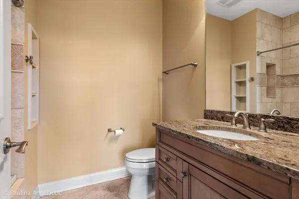 $3,250,000 | 419 North Valley Hill Road, Bull Valley, IL 60098