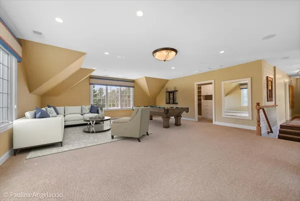 $3,250,000 | 419 North Valley Hill Road, Bull Valley, IL 60098