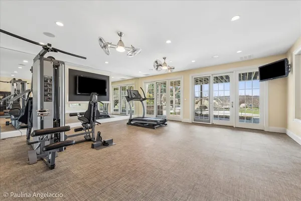 $3,250,000 | 419 North Valley Hill Road, Bull Valley, IL 60098