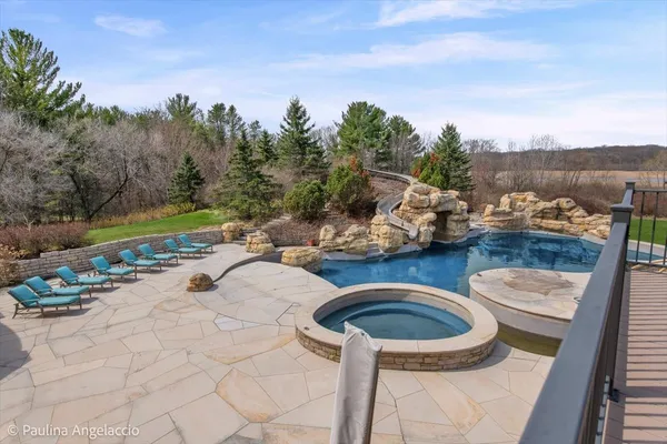 $3,250,000 | 419 North Valley Hill Road, Bull Valley, IL 60098
