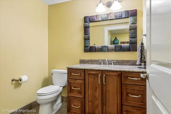 $3,250,000 | 419 North Valley Hill Road, Bull Valley, IL 60098