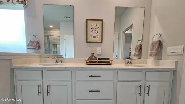 $435,900 | 17118 River Hills Drive, Gulfport, MS 39503