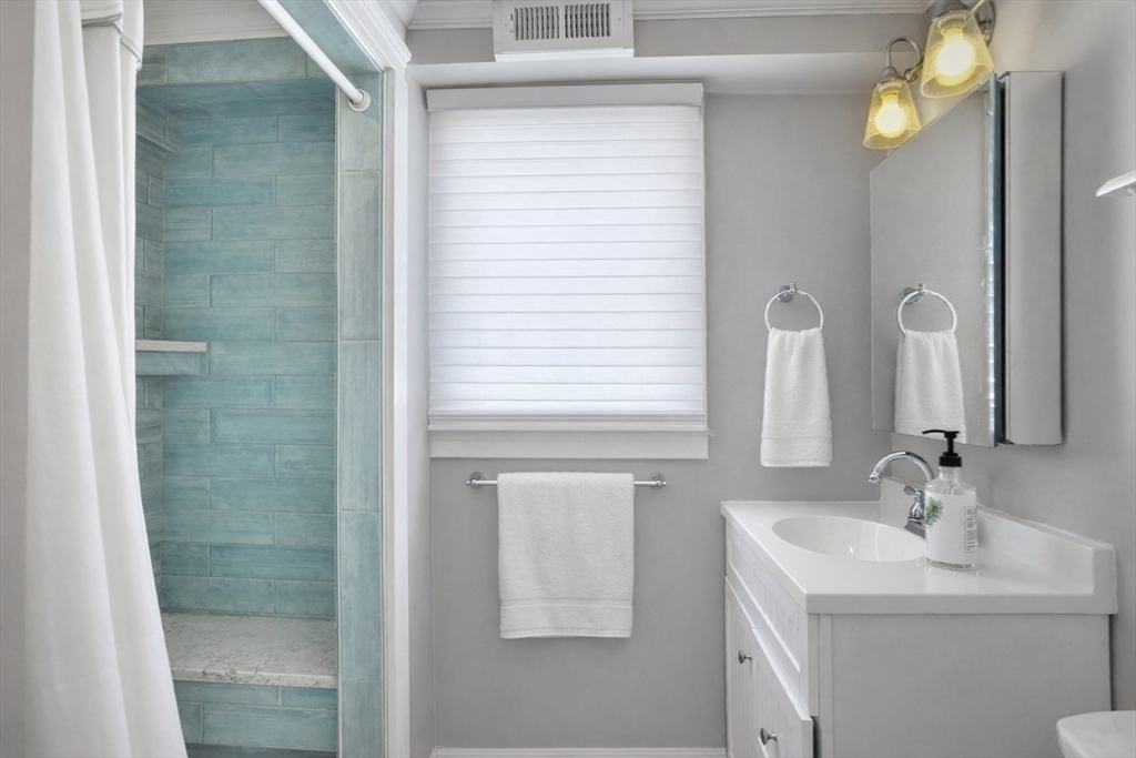 28 E Street Hull, MA 02045 - Photo 24 of 40