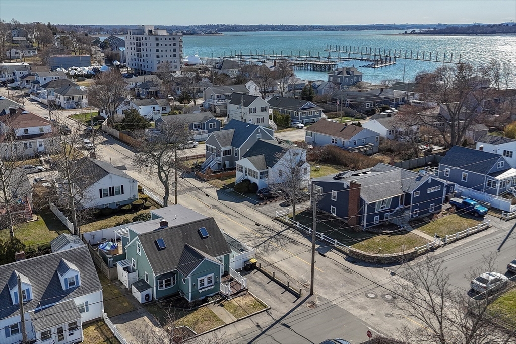 28 E Street Hull, MA 02045 - Photo 5 of 40