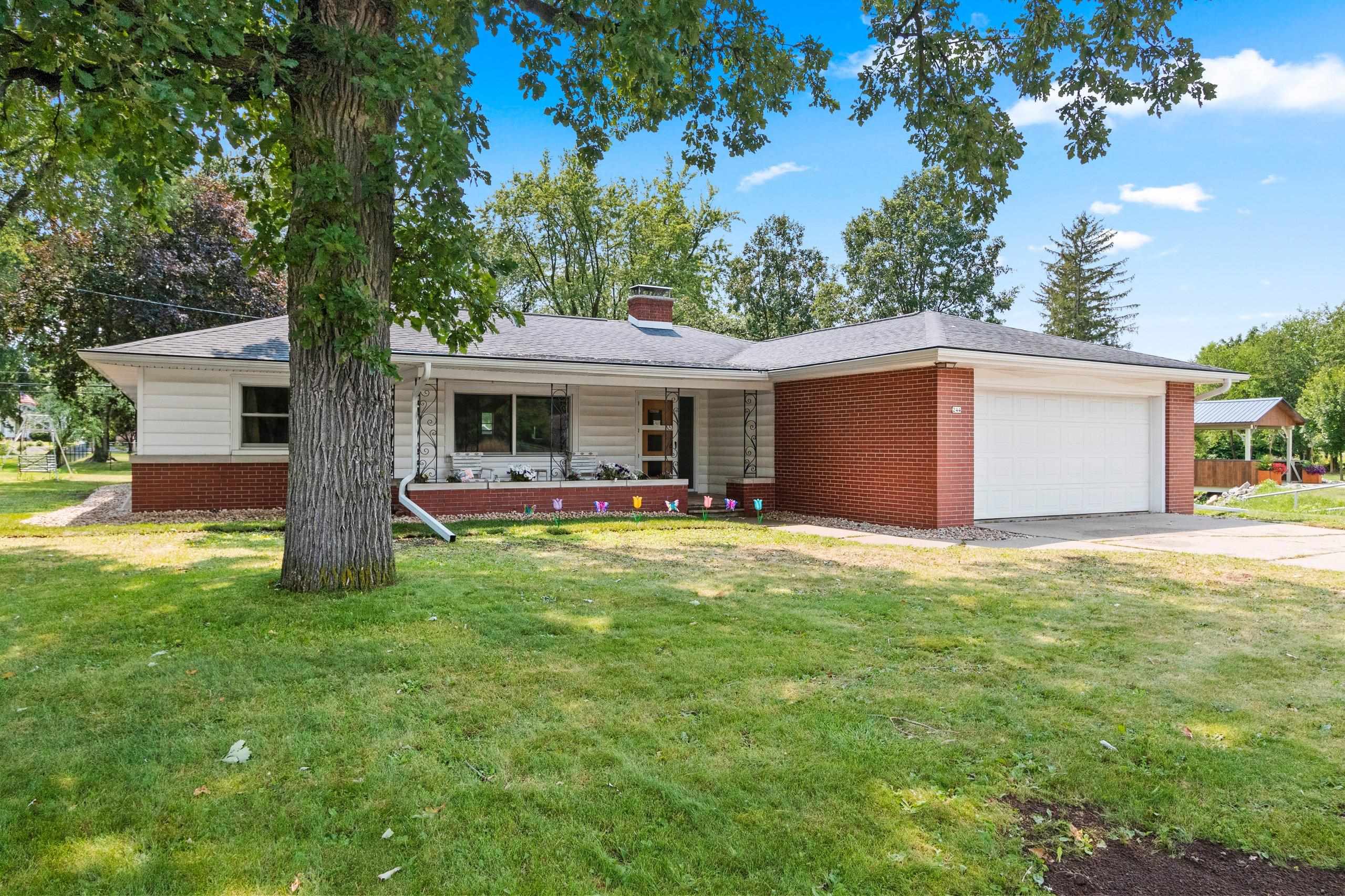 244 East Pulaski Street Pulaski, WI 54162 - Photo 1 of 59 Gallery Image 1