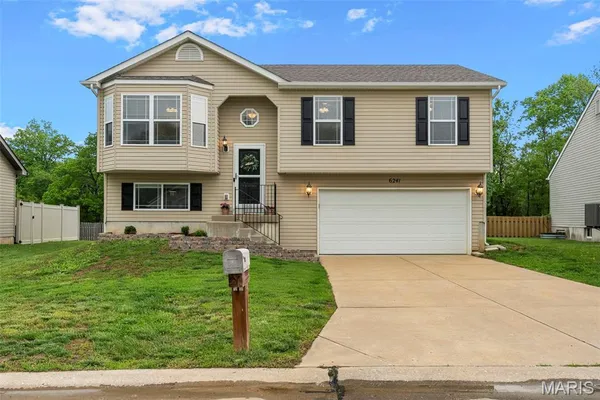 $250,000 | 6241 Twin Springs Boulevard, Cedar Hill, MO 63016