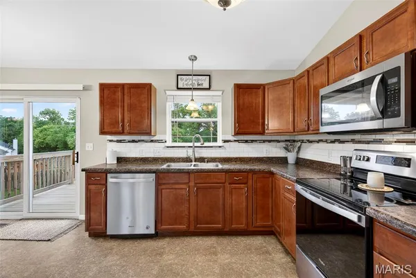 $250,000 | 6241 Twin Springs Boulevard, Cedar Hill, MO 63016