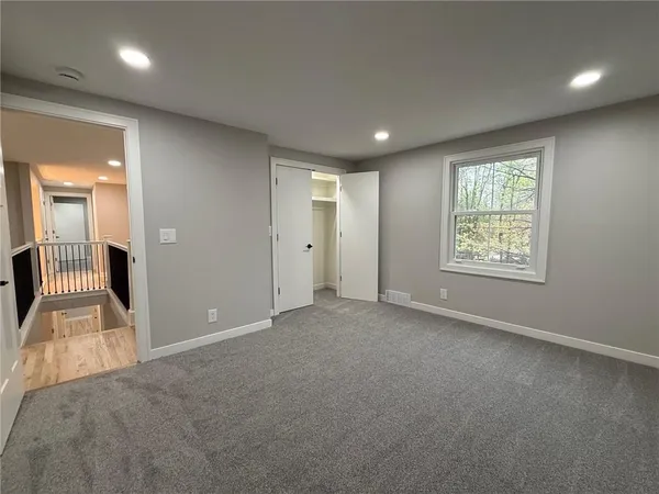 $925,000 | 2121 West 120th Street, Leawood, KS 66209