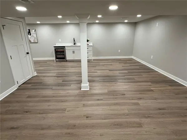 $925,000 | 2121 West 120th Street, Leawood, KS 66209
