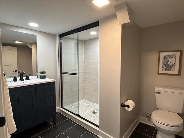 $925,000 | 2121 West 120th Street, Leawood, KS 66209