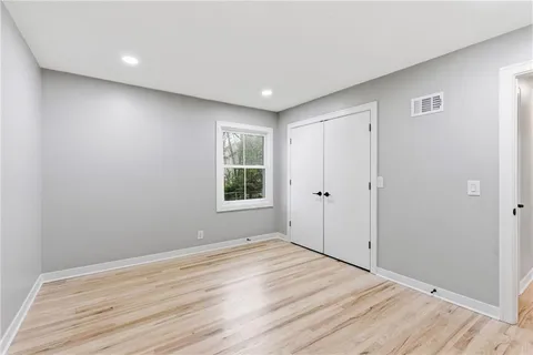 $925,000 | 2121 West 120th Street, Leawood, KS 66209