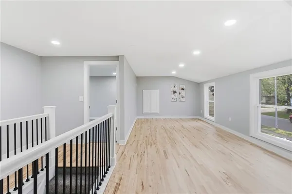 $925,000 | 2121 West 120th Street, Leawood, KS 66209