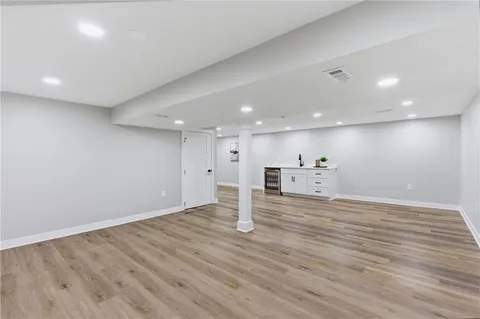 $925,000 | 2121 West 120th Street, Leawood, KS 66209