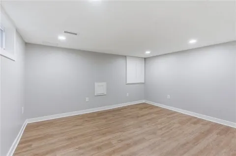 $925,000 | 2121 West 120th Street, Leawood, KS 66209