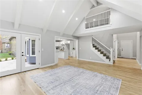 $925,000 | 2121 West 120th Street, Leawood, KS 66209