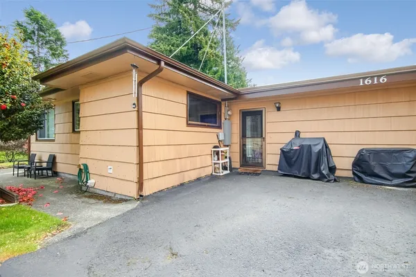 $2,650,000 | 1608 Ruddell Road Southeast, Lacey, WA 98503