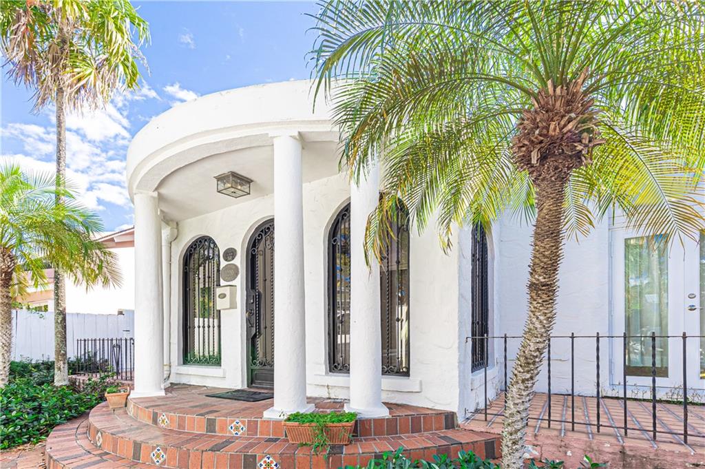 a view of a front door of house