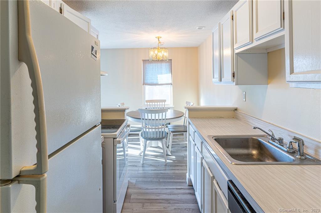 45 Jefferson Road, Unit 315 Branford, CT 06405 - Photo 7 of 18