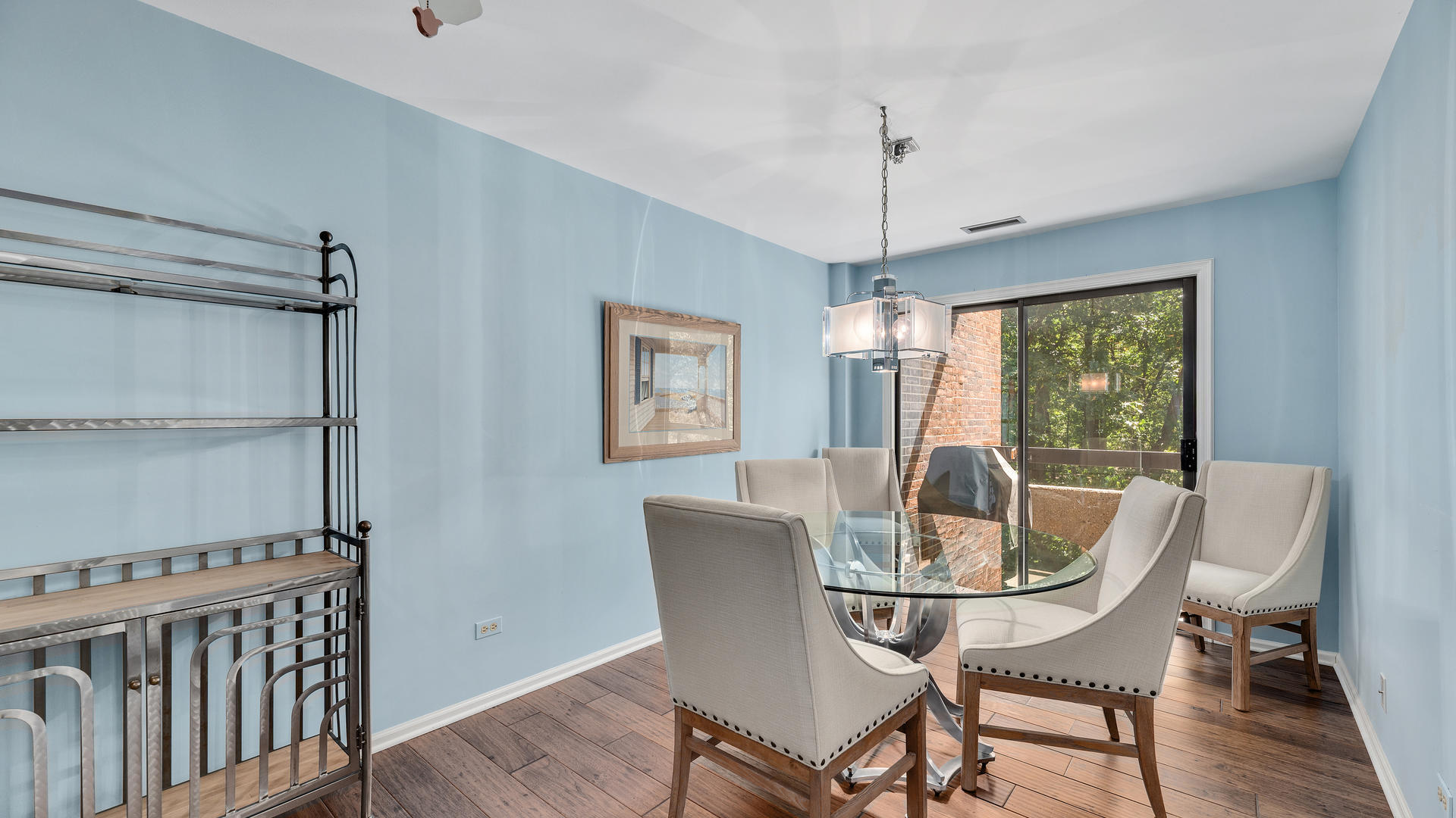 1409 Burr Oak Road, Unit 210A Hinsdale, IL 60521 - Photo 17 of 29