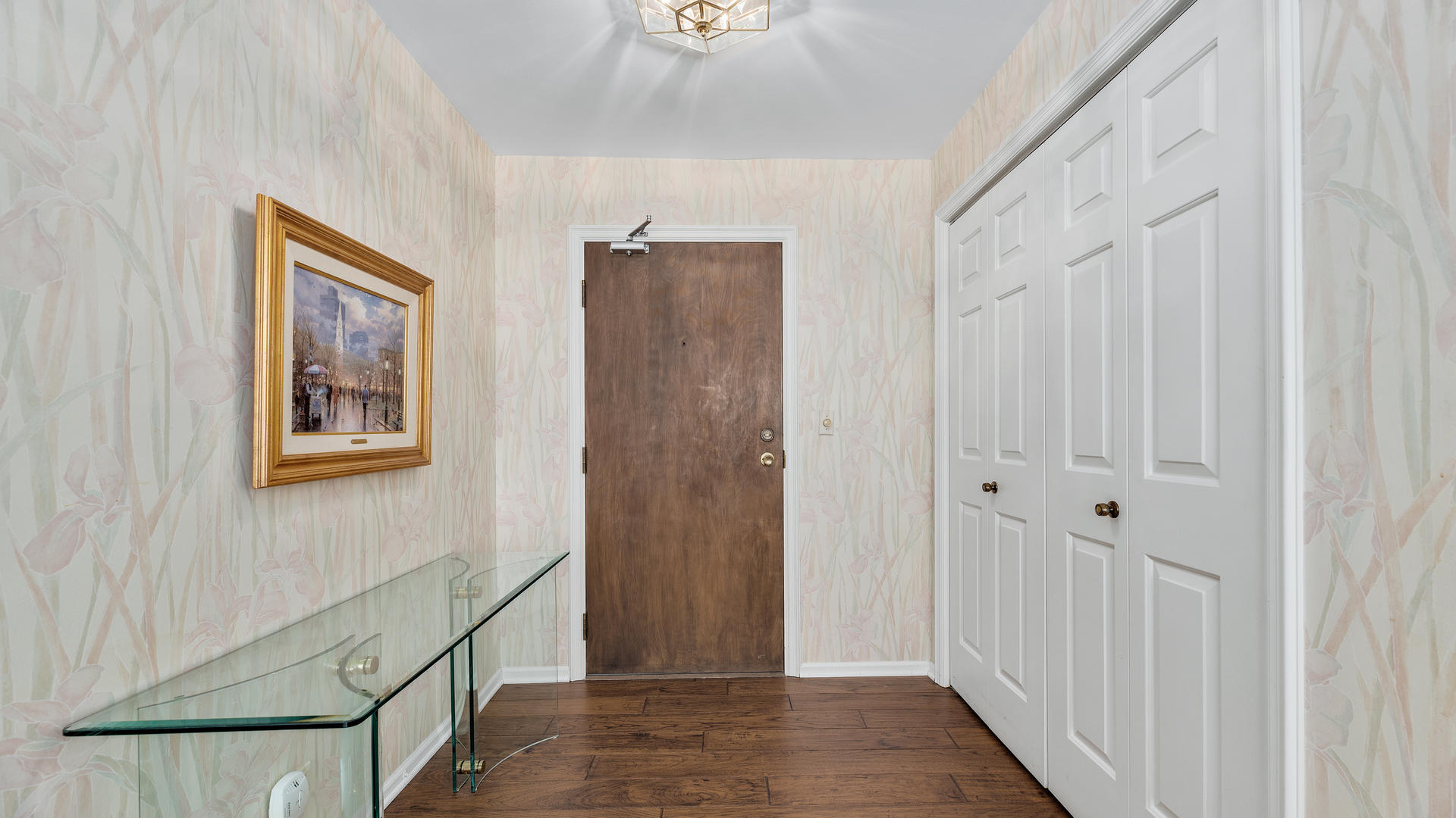 1409 Burr Oak Road, Unit 210A Hinsdale, IL 60521 - Photo 5 of 29