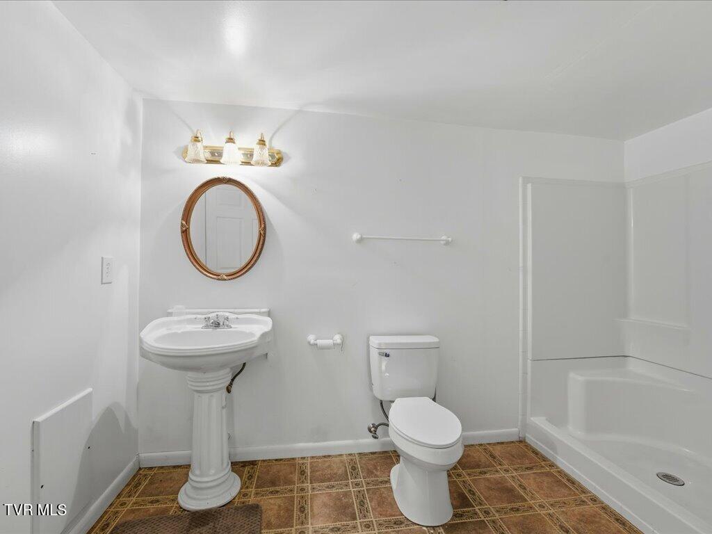 2066 Mullins Road Russellville, TN 37860 - Photo 21 of 43 2066 Mullins Rd - 21