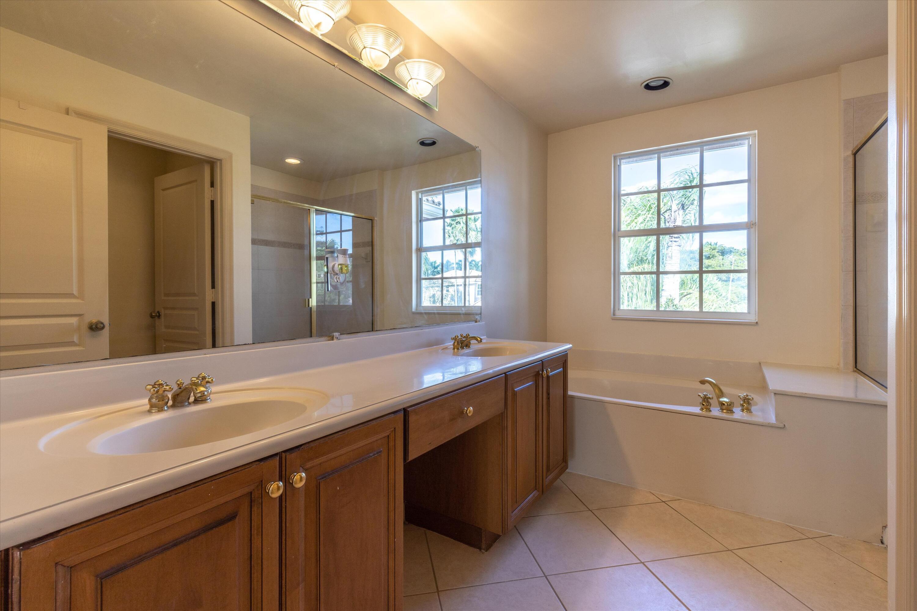 5012 Solar Point Drive Greenacres, FL 33463 - Photo 17 of 39 f8_5012SolarPointDr_024