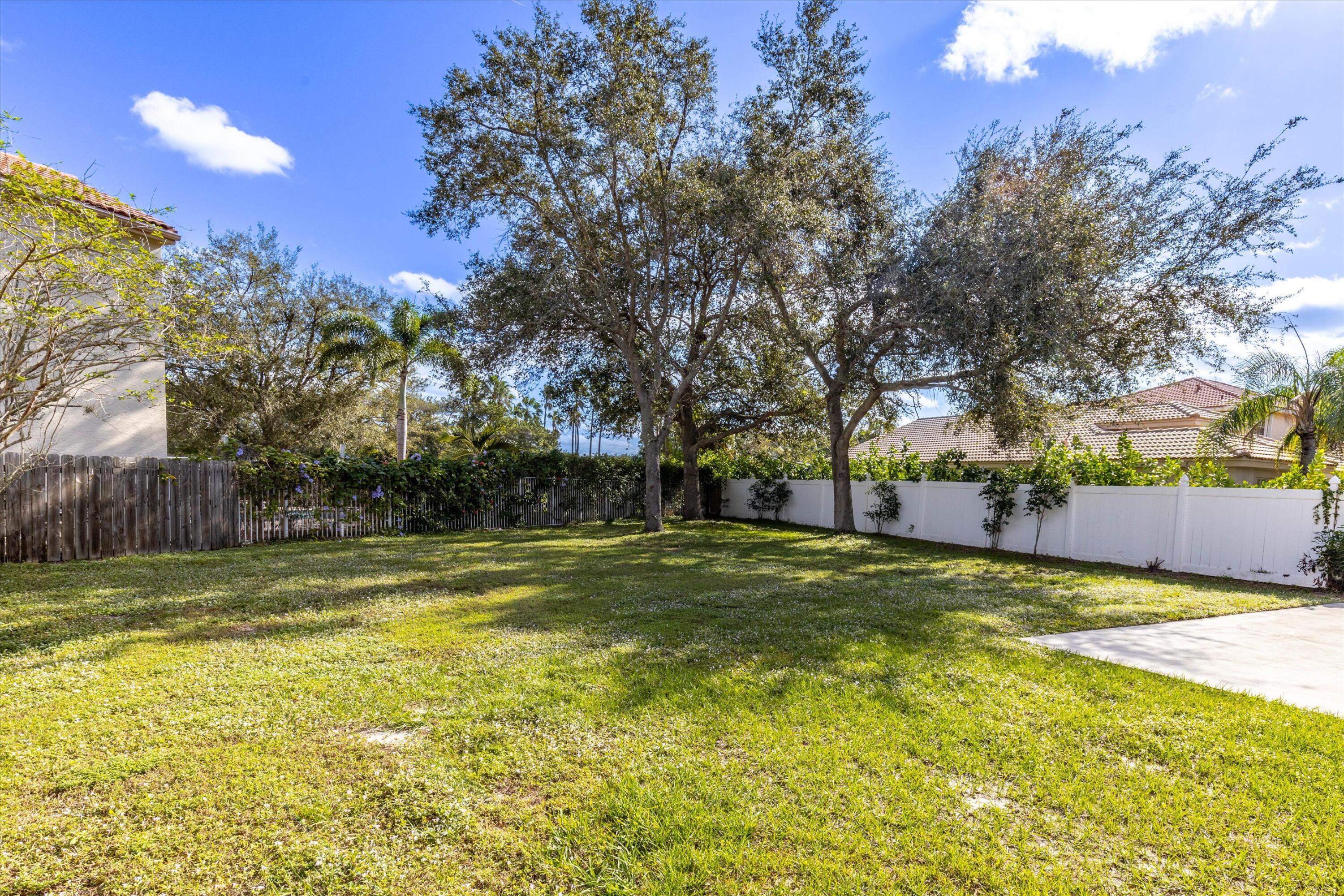 5012 Solar Point Drive Greenacres, FL 33463 - Photo 30 of 39 f8_5012SolarPointDr_030