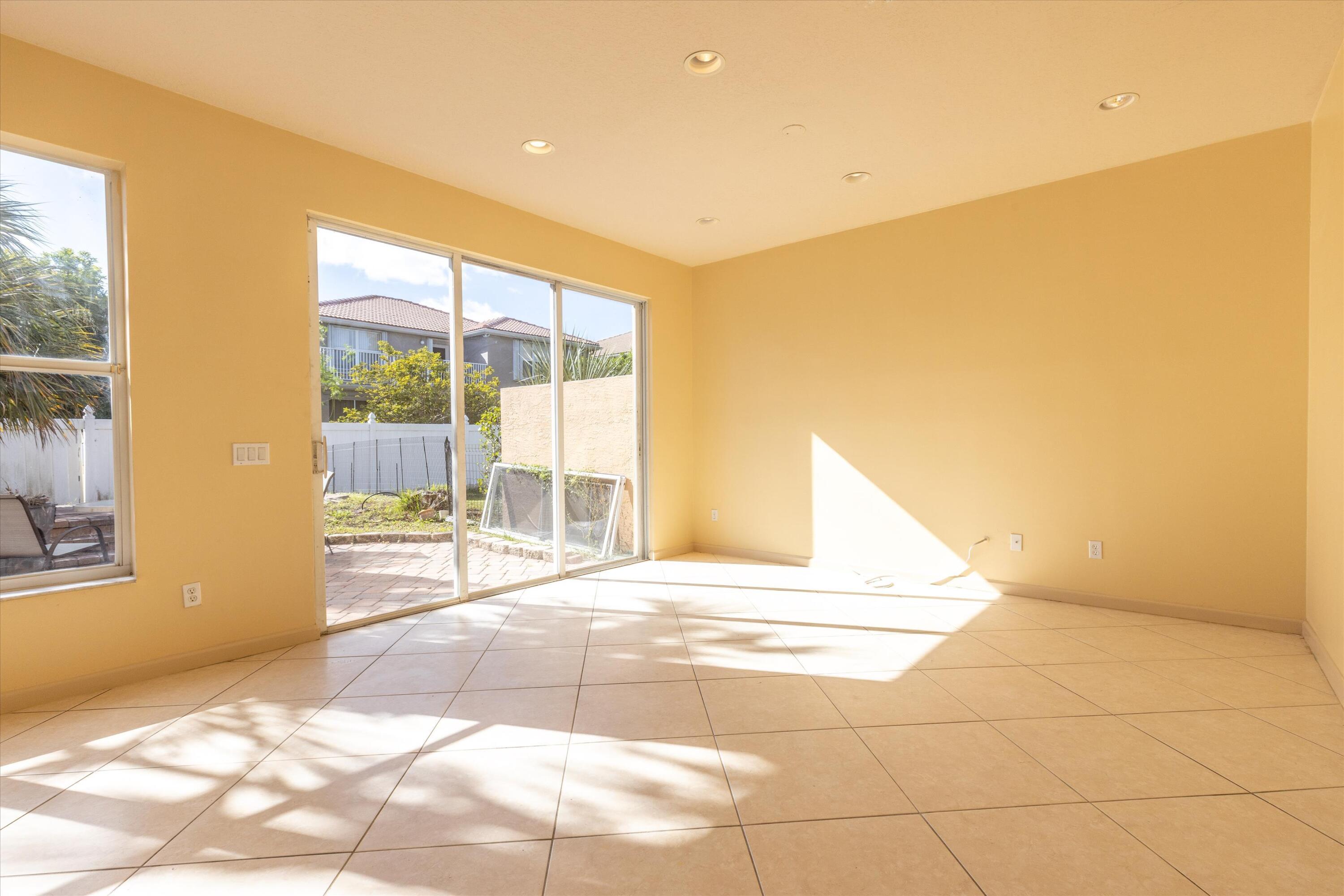 5012 Solar Point Drive Greenacres, FL 33463 - Photo 8 of 39 f8_5012SolarPointDr_008