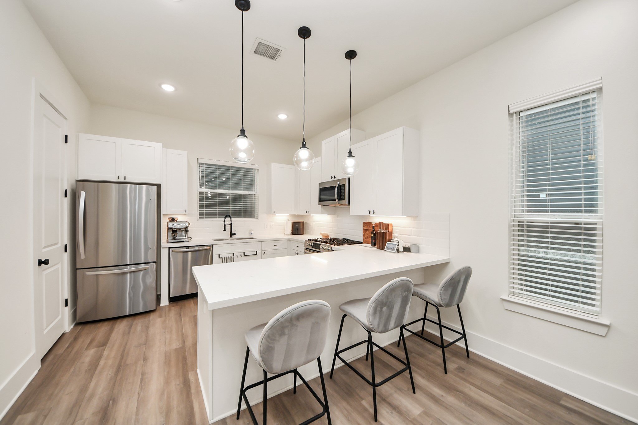 901 Lehman Street, Unit D Houston, TX 77018 - Photo 12 of 35