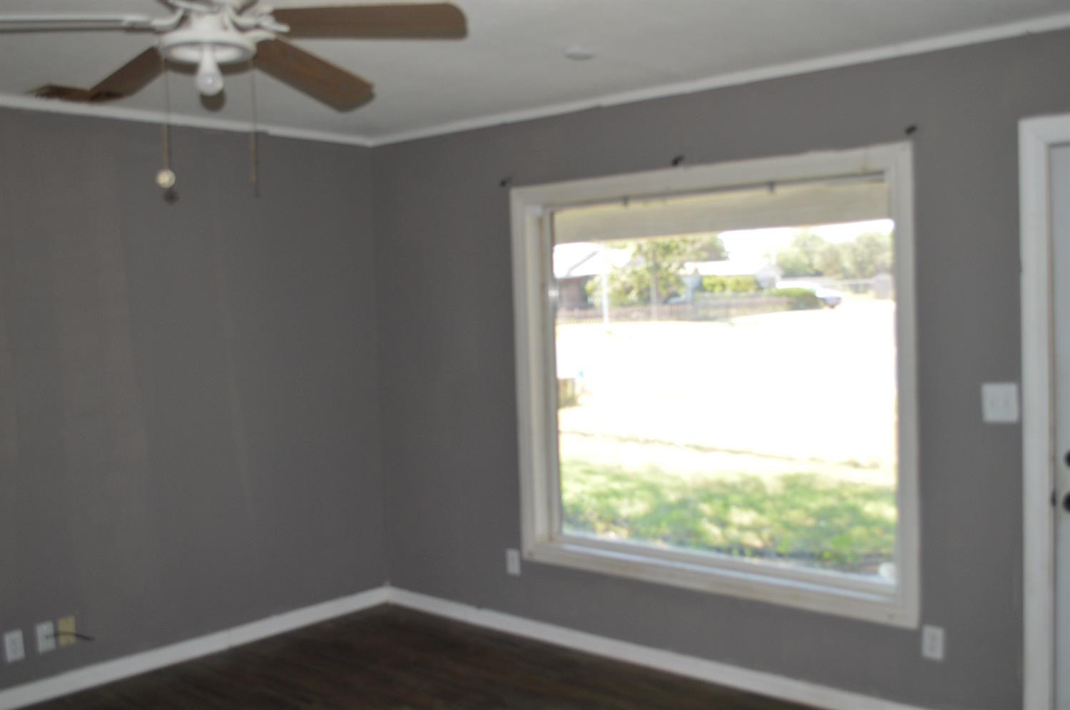 4802 38th Street Lubbock, TX 79414 - Photo 4 of 16 Photo 4