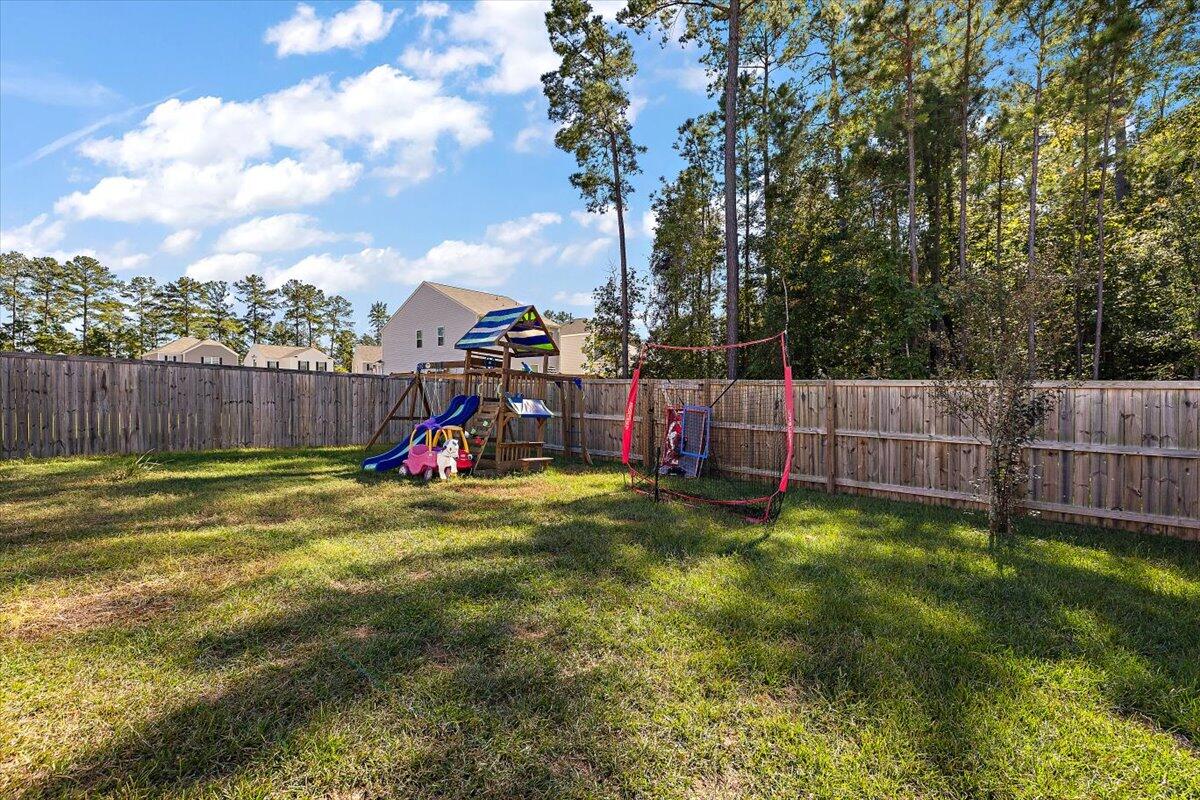 648 Silver Spruce Street Summerville, SC 29486 - Photo 20 of 27 31-BN0A9316