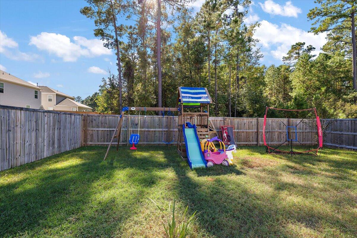 648 Silver Spruce Street Summerville, SC 29486 - Photo 21 of 27 33-BN0A9322