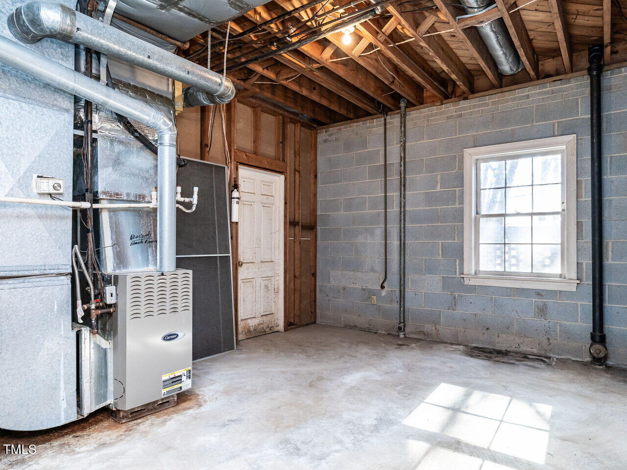 1016 Marlowe Road Raleigh, NC 27609 - Photo 29 of 33 029-1280x960-storage-utility