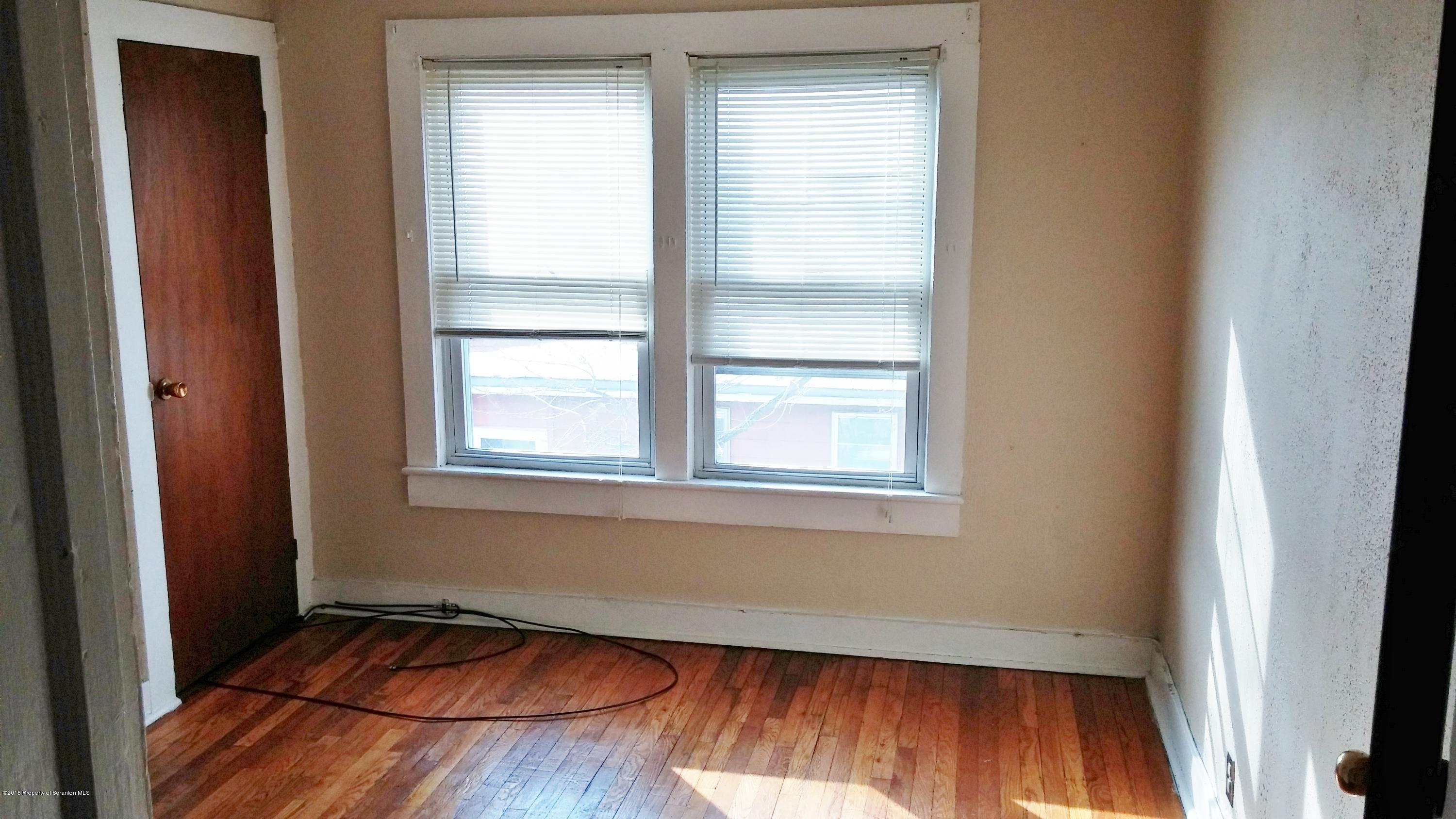 903 Ridge Avenue Scranton, PA 18510 - Photo 6 of 44 Gallery Image 6