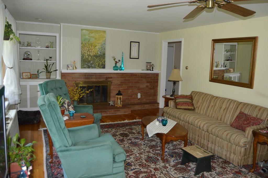 108 Holden Road Paxton, MA 01612 - Photo 8 of 16 Gallery Image 8