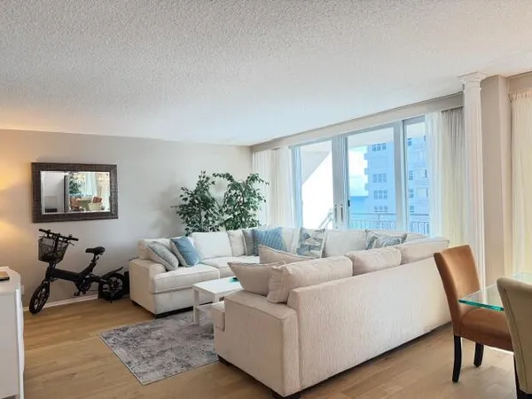 $3,750 | 1180 South Ocean Boulevard, Unit 63, Boca Raton, FL 33432