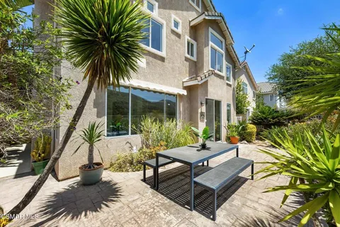 $1,299,000 | 3098 Espana Lane, Thousand Oaks, CA 91362